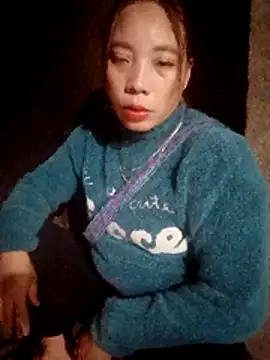 Phuong xxx online show from 02/17/26, 12:18