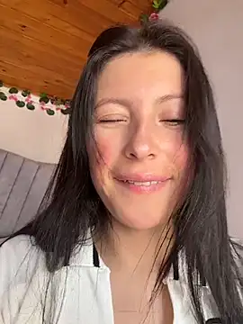 Mia salinass online show from 12/22/25, 06:27