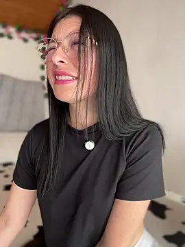 Mia salinass online show from 01/13/26, 08:03