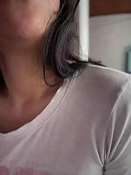 Mia salinass online show from 03/30/26, 05:58