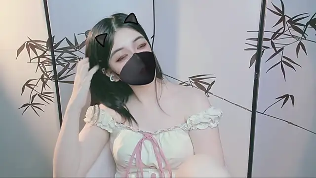 Sparkly Candy online show from 11/24/25, 06:02