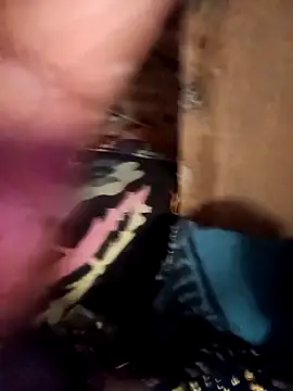 Snapshot of Xx_pooja chatting on 10/10/25, 04:28 Xx pooja online show from 10/10/25, 04:28