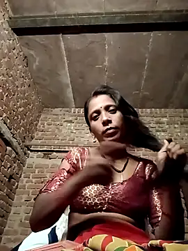 Snapshot of Xx_pooja chatting on 10/19/25, 03:12 Xx pooja online show from 10/19/25, 03:12