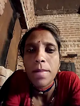 Snapshot of Xx_pooja chatting on 10/20/25, 03:56 Xx pooja online show from 10/20/25, 03:56