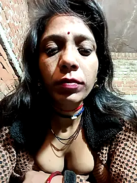 Snapshot of Xx_pooja chatting on 11/08/25, 07:56 Xx pooja online show from 11/08/25, 07:56