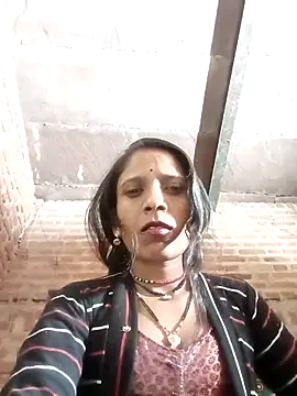 Snapshot of Xx_pooja chatting on 11/29/25, 03:59 Xx pooja online show from 11/29/25, 03:59