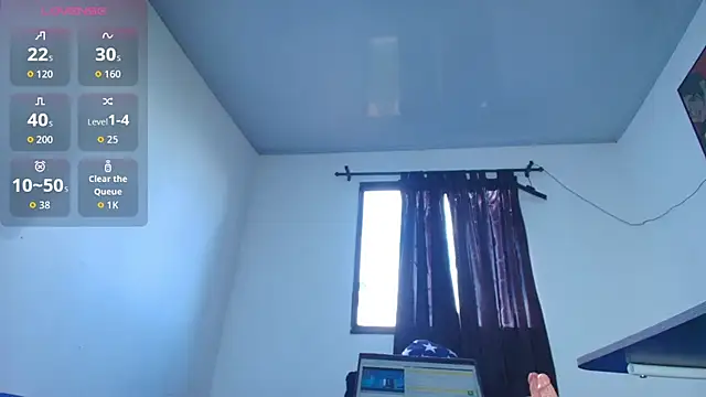 Snapshot of littlemodel chatting on 09/10/25, 03:23 littlemodel online show from 09/10/25, 03:23