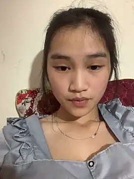 -Lie-06 online show from 12/04/25, 08:01