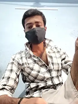 GirlsCrush  online show from 11/09/25, 09:07