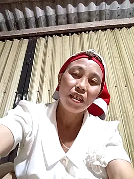 me-cute online show from 10/08/25, 02:58