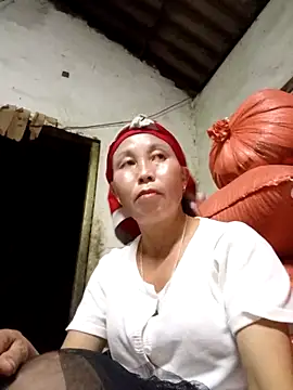 me-cute online show from 10/11/25, 11:42