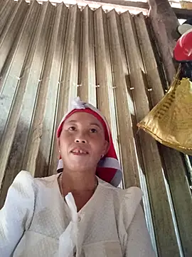 me-cute online show from 10/16/25, 09:21