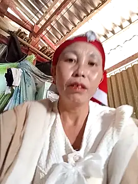 me-cute online show from 10/20/25, 01:17