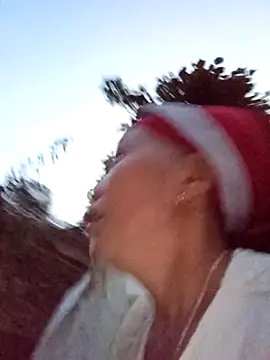 me-cute online show from 10/28/25, 10:52