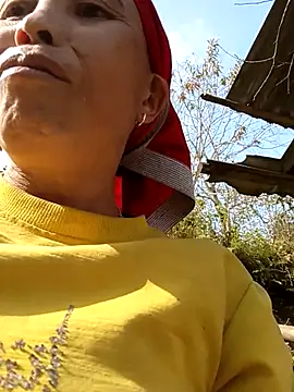 me-cute online show from 12/03/25, 04:53