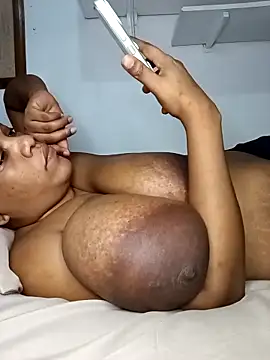 HappygalTheQueen online show from 02/05/26, 07:29