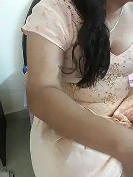 payal 261072  online show from 09/16/25, 04:57