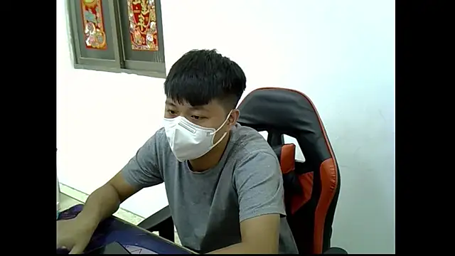 Snapshot of zhu000000 chatting on 10/01/25, 05:24 zhu000000 online show from 10/01/25, 05:24