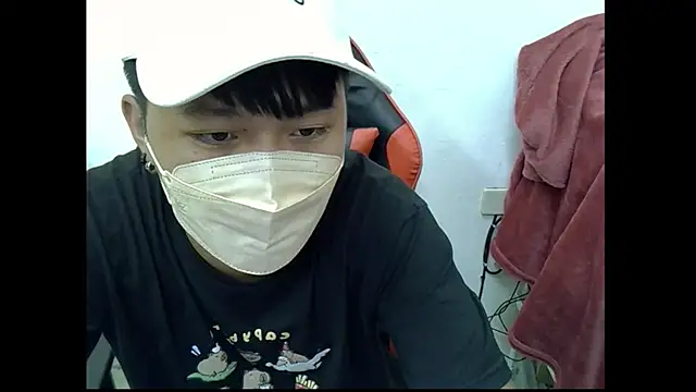 Snapshot of zhu000000 chatting on 10/12/25, 09:52 zhu000000 online show from 10/12/25, 09:52