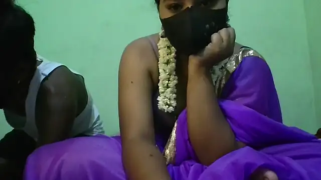 Shneeha le online show from 10/07/25, 02:14