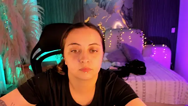 SarahCastro1  online show from 07/09/26, 03:54