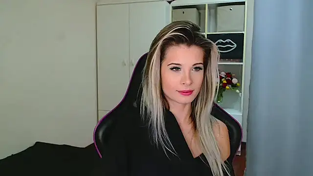 KristineGlow online show from 01/07/26, 07:11