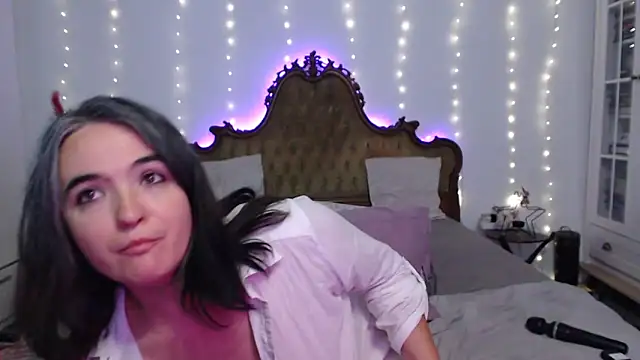 SilkenSin online show from 09/08/25, 07:35