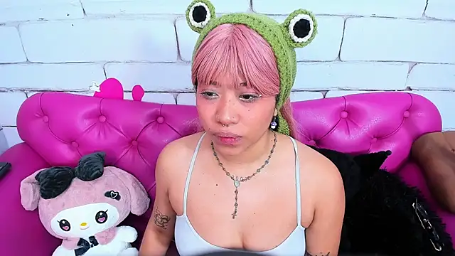 SafiroAgataaa online show from 10/03/25, 07:11