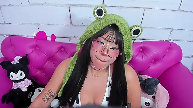 SafiroAgataaa online show from 11/04/25, 11:59