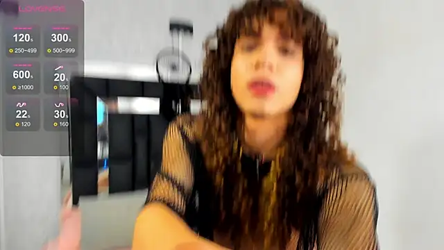 Snapshot of elian_7 chatting on 05/12/26, 12:02 elian 7 online show from 05/12/26, 12:02