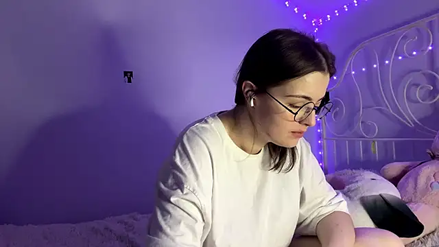 HoneyMist online show from 11/07/25, 03:12