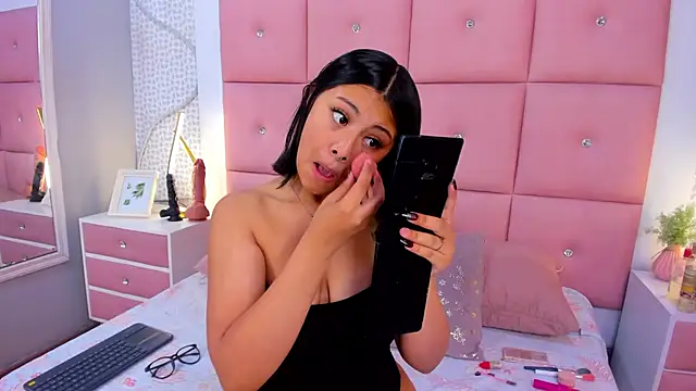 DaisySnugs1 online show from 01/07/26, 11:45