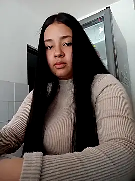 Emmy   online show from 11/24/25, 03:34