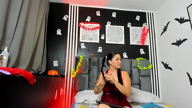 Hornycouple Hot online show from 10/22/25, 07:24