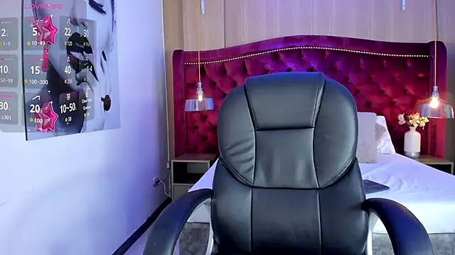 kendalFox  online show from 09/21/25, 01:46