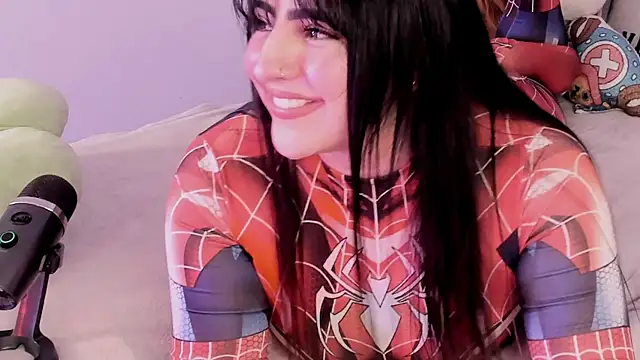 Camila Matinez  online show from 10/14/25, 12:00