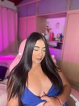 Emiily Moore1 online show from 05/23/26, 12:38
