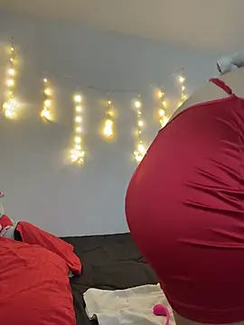 aliciia 23 online show from 11/30/25, 08:13