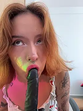 aliciia 23 online show from 04/11/26, 08:57