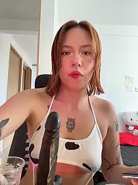 aliciia 23 online show from 04/12/26, 09:20