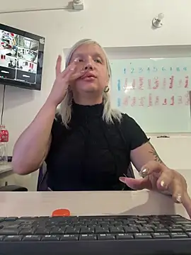 Sun Sooll  online show from 03/16/26, 10:36