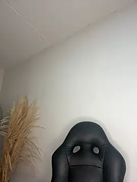 Sun Sooll  online show from 03/18/26, 02:15