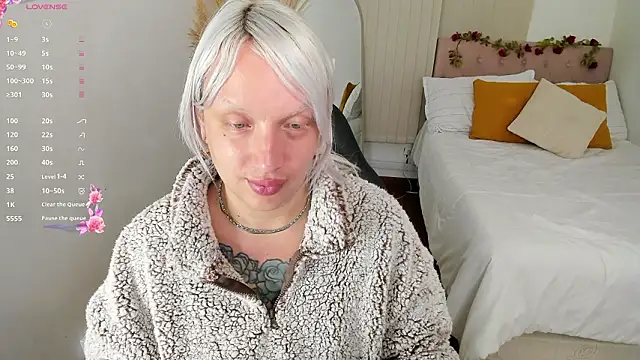 Sun Sooll  online show from 03/28/26, 02:33