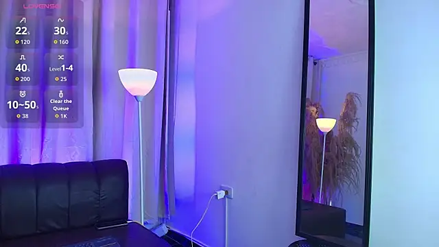 Cat Kiss online show from 10/02/25, 03:13