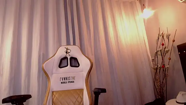 Meriiida online show from 10/07/25, 03:47