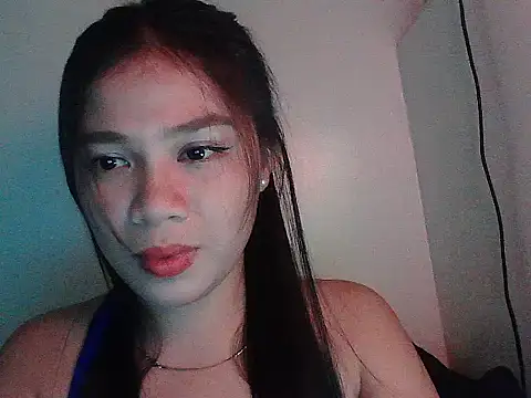 Snapshot of Zachariah_05 chatting on 05/16/26, 10:36 Zachariah 05 online show from 05/16/26, 10:36