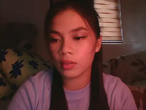 Snapshot of Zachariah_05 chatting on 05/23/26, 08:07 Zachariah 05 online show from 05/23/26, 08:07