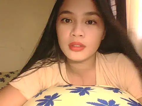 Snapshot of Zachariah_05 chatting on 05/30/26, 05:15 Zachariah 05 online show from 05/30/26, 05:15