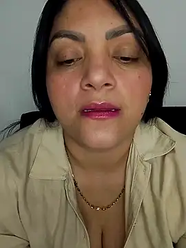 Snapshot of tiffany_Johnson1 chatting on 09/21/25, 03:08 tiffany Johnson1 online show from 09/21/25, 03:08