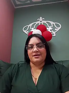 Snapshot of tiffany_Johnson1 chatting on 09/22/25, 03:47 tiffany Johnson1 online show from 09/22/25, 03:47